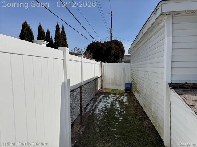 34160 Frances Street, Westland, MI 48185