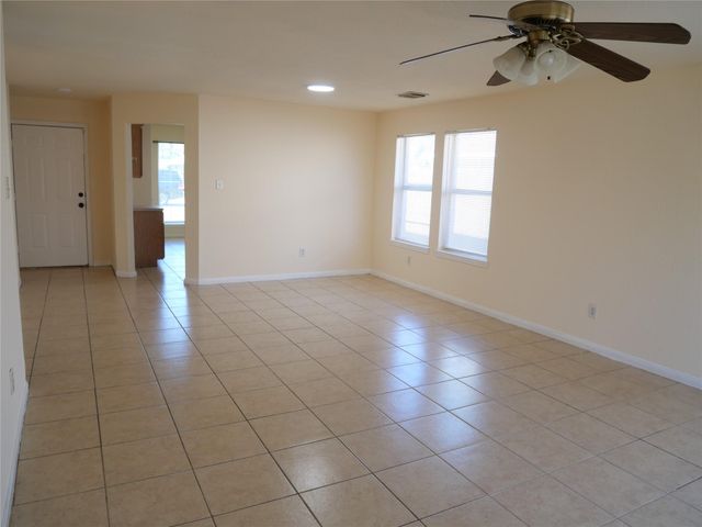 12825 Arp Street B, Houston, TX 77085