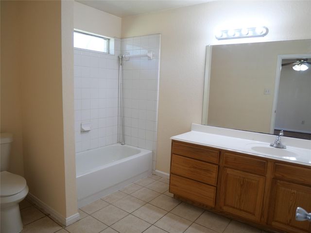 12825 Arp Street B, Houston, TX 77085