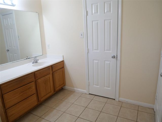 12825 Arp Street B, Houston, TX 77085