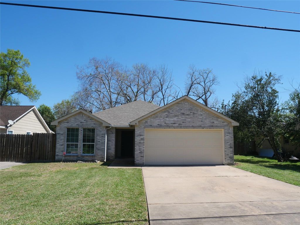 12825 Arp Street B, Houston, TX 77085