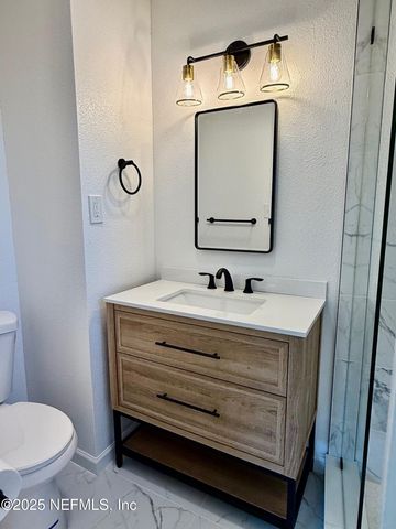 6203 VALENS Drive N, Jacksonville, FL 32216