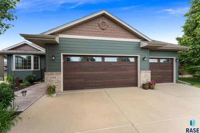 7508 W Grinnell Cir Circle, Sioux Falls, SD 57106