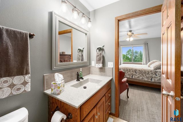 7508 W Grinnell Cir Circle, Sioux Falls, SD 57106