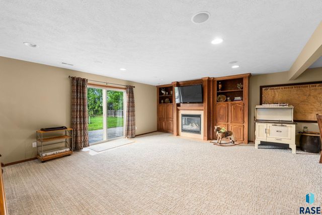 7508 W Grinnell Cir Circle, Sioux Falls, SD 57106