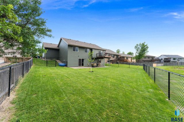 7508 W Grinnell Cir Circle, Sioux Falls, SD 57106