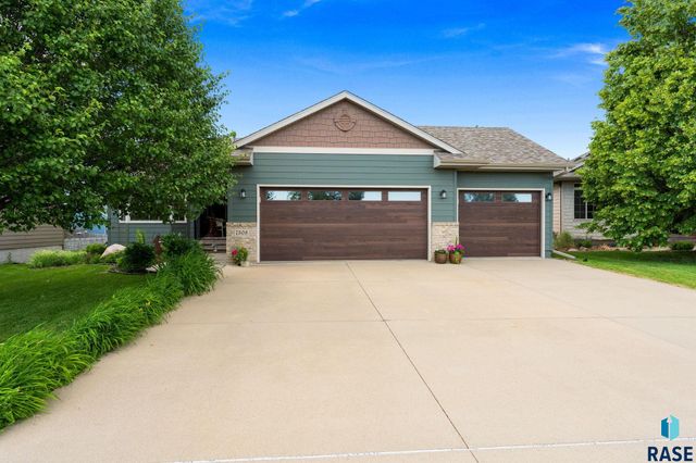 7508 W Grinnell Cir Circle, Sioux Falls, SD 57106