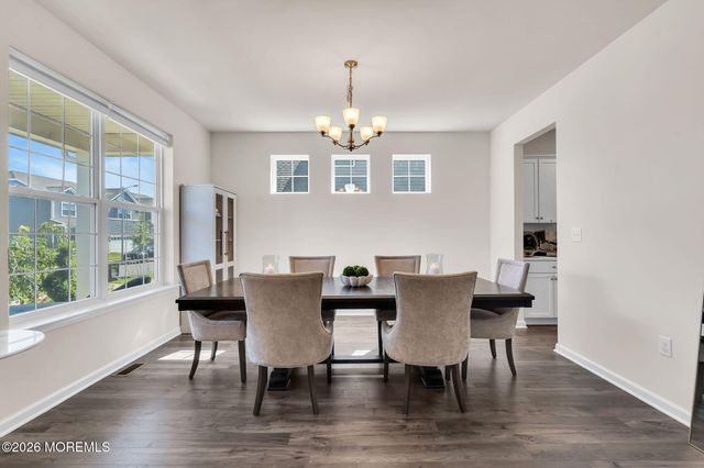 99 Bennet Lane, Manahawkin, NJ 08050