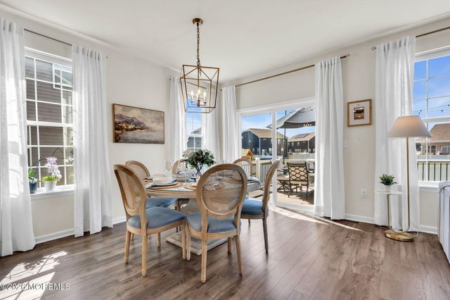 99 Bennet Lane, Manahawkin, NJ 08050
