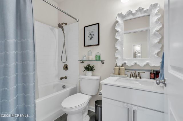 99 Bennet Lane, Manahawkin, NJ 08050