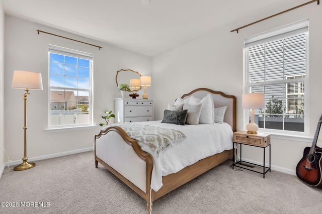 99 Bennet Lane, Manahawkin, NJ 08050