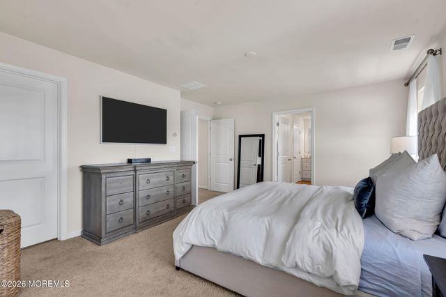 99 Bennet Lane, Manahawkin, NJ 08050
