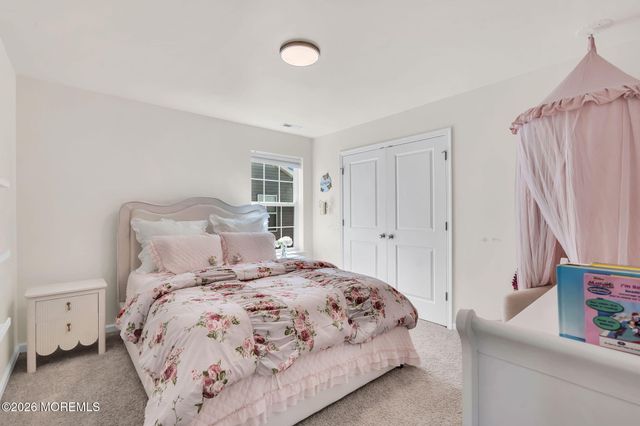 99 Bennet Lane, Manahawkin, NJ 08050