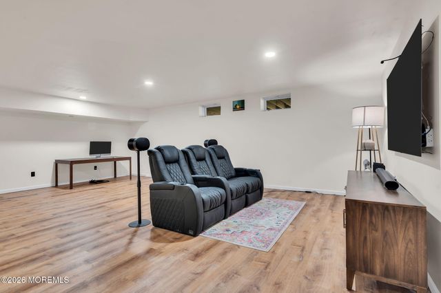 99 Bennet Lane, Manahawkin, NJ 08050