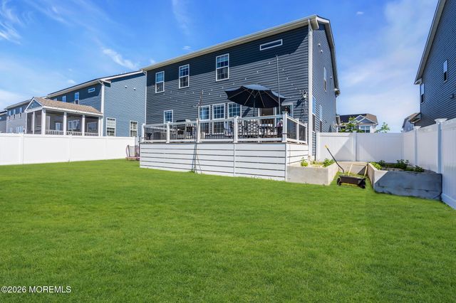 99 Bennet Lane, Manahawkin, NJ 08050