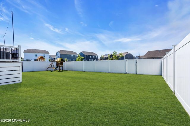 99 Bennet Lane, Manahawkin, NJ 08050