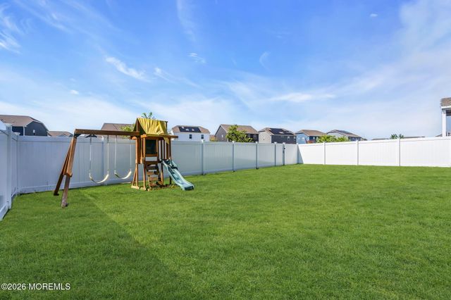 99 Bennet Lane, Manahawkin, NJ 08050