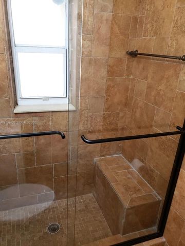 635 SW 64th Ct, Miami, FL 33144