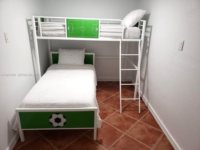 635 SW 64th Ct, Miami, FL 33144