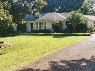5221 Stallworth Dr, Nashville, TN 37220