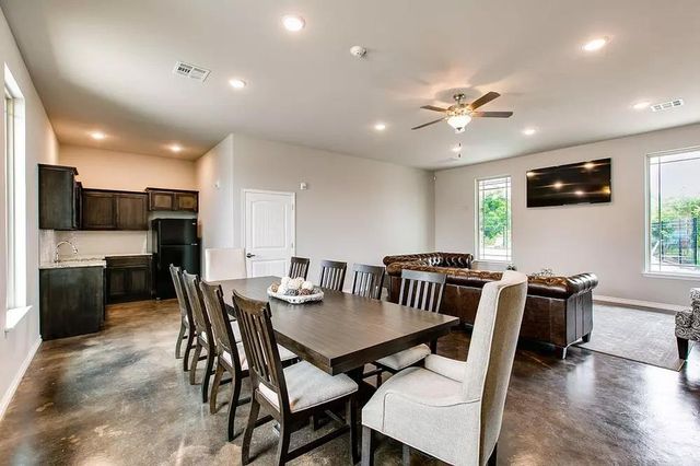 19821 Stovall Drive, Edmond, OK 73012