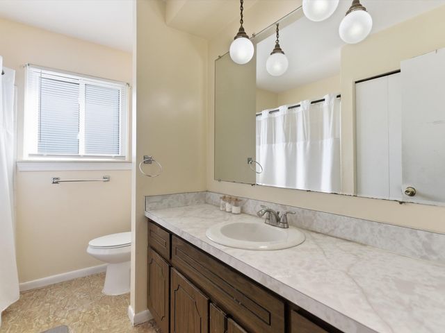 25542 Virginia Drive, Warren, MI 48091