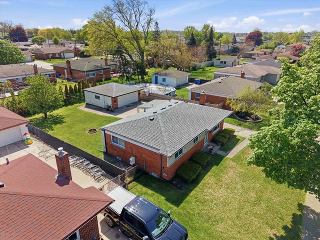 25542 Virginia Drive, Warren, MI 48091