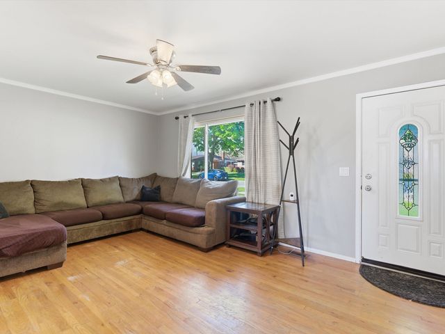 25542 Virginia Drive, Warren, MI 48091