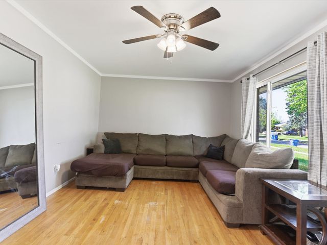 25542 Virginia Drive, Warren, MI 48091