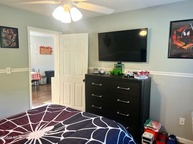 2 Colehamer Avenue, Brunswick, NY 12180