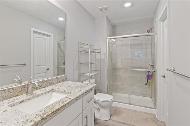 2312 NE 72ND Street, Kansas City, MO 64118