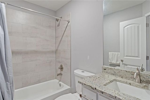 2312 NE 72ND Street, Kansas City, MO 64118