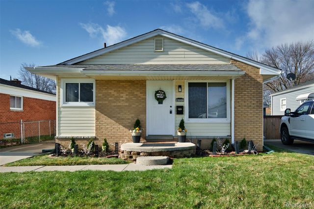 23008 Allor Street, St. Clair Shores, MI 48082
