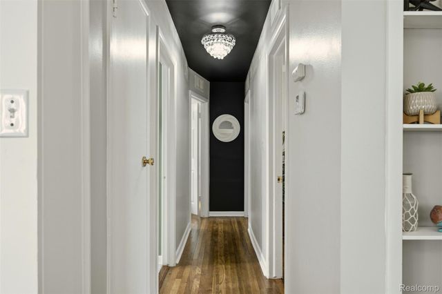 23008 Allor Street, St. Clair Shores, MI 48082