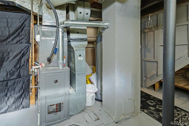 23008 Allor Street, St. Clair Shores, MI 48082