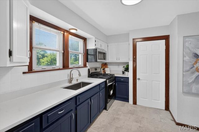 2339 Dawes Place, Overland, MO 63114