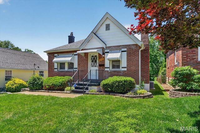 2339 Dawes Place, Overland, MO 63114