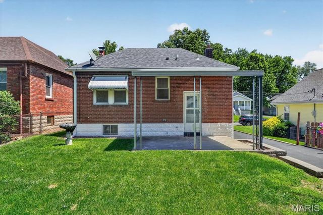2339 Dawes Place, Overland, MO 63114