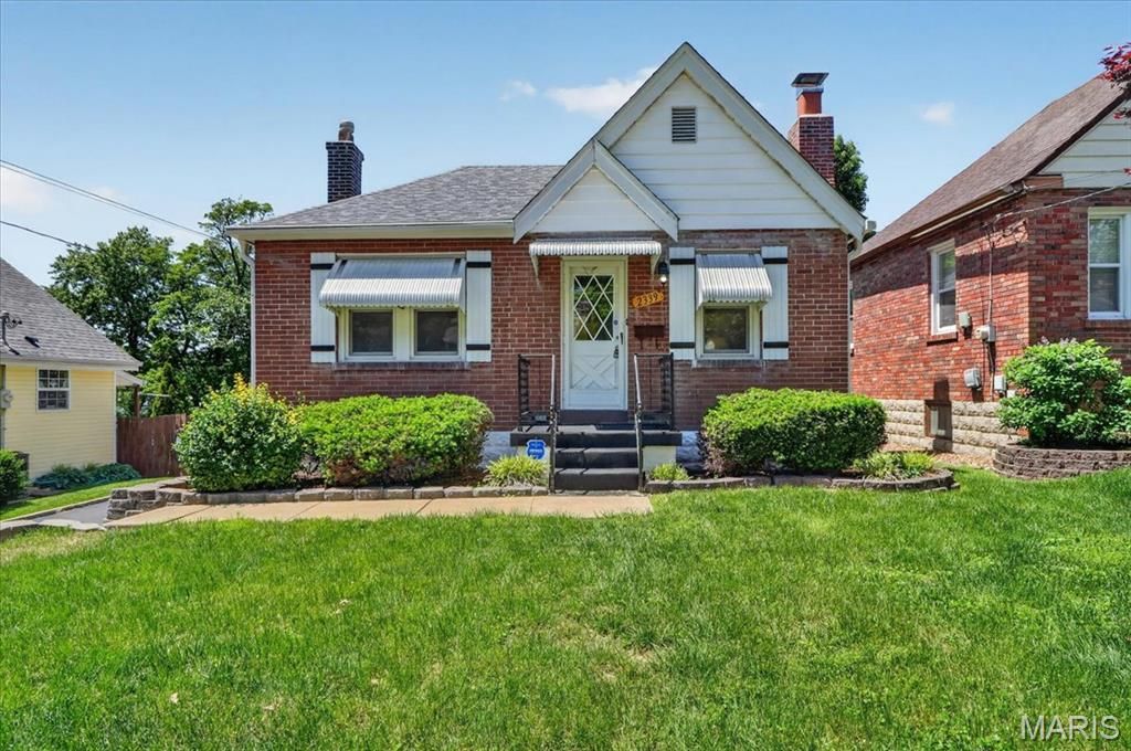 2339 Dawes Place, Overland, MO 63114