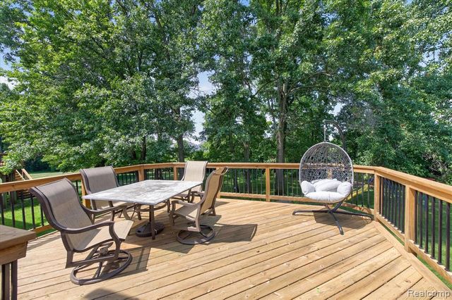 2557 Solace Drive, Commerce Twp, MI 48382