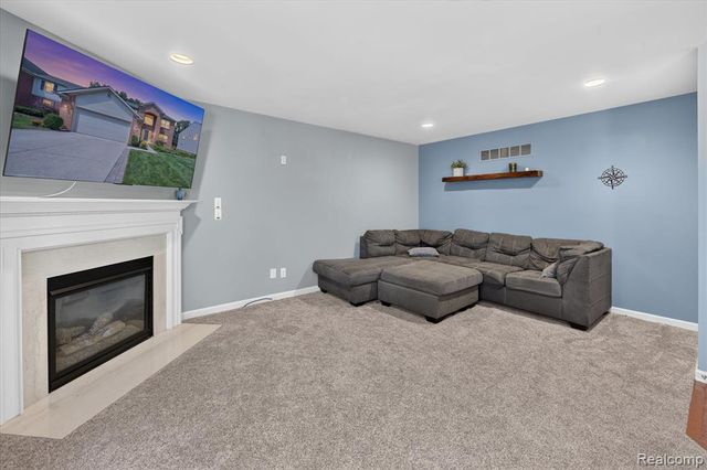 2557 Solace Drive, Commerce Twp, MI 48382