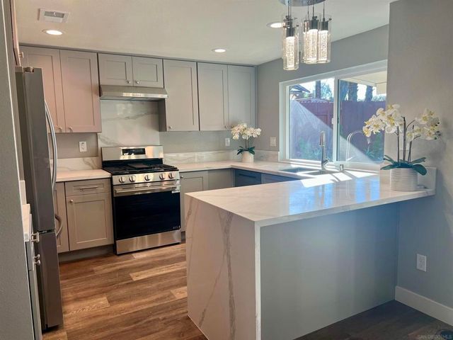 1487 Corte Rapallo, Escondido, CA 92026