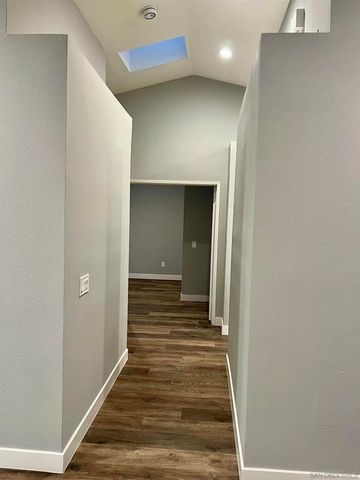 1487 Corte Rapallo, Escondido, CA 92026