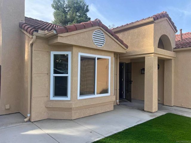 1487 Corte Rapallo, Escondido, CA 92026