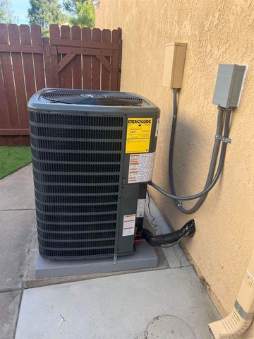 1487 Corte Rapallo, Escondido, CA 92026