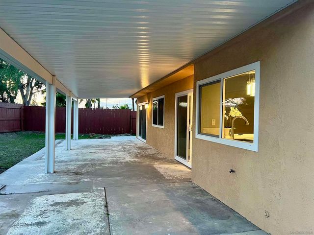 1487 Corte Rapallo, Escondido, CA 92026