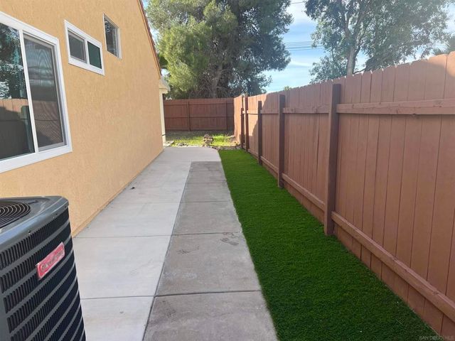 1487 Corte Rapallo, Escondido, CA 92026