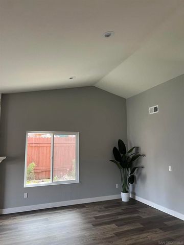 1487 Corte Rapallo, Escondido, CA 92026