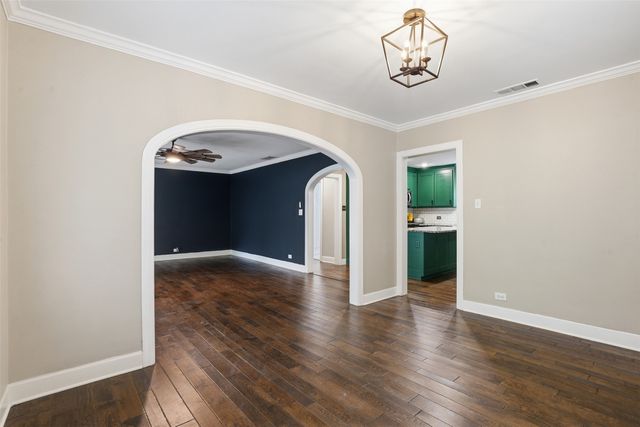 216 Sunset Drive, Cleburne, TX 76033