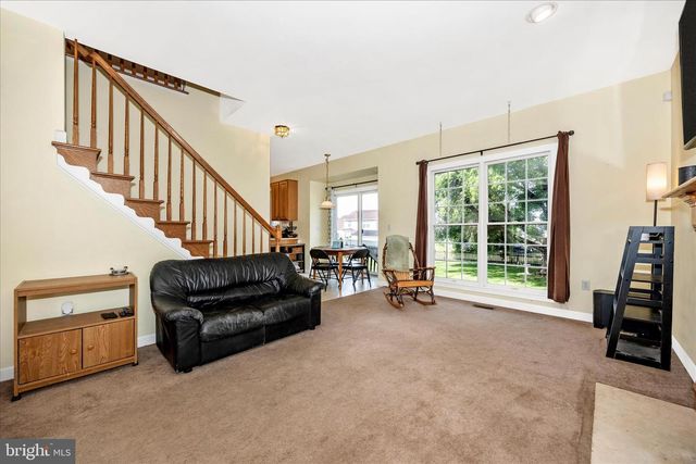 13556 HALIFAX DR, Hagerstown, MD 21742